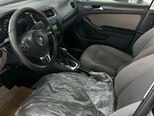Volkswagen Jetta-10