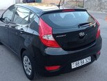 Hyundai Accent-4