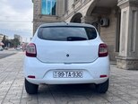 Renault Sandero-14