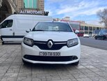 Renault Sandero-1