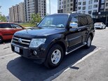 Mitsubishi Pajero-2