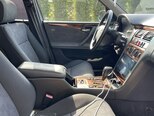 Mercedes E 270-11