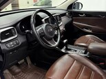 Kia Sorento-7
