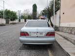Mercedes E 240-6