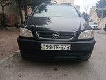 Opel Zafira-1