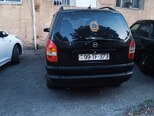 Opel Zafira-2