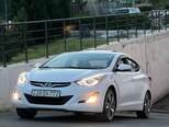 Hyundai Elantra-5