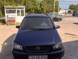 Opel Zafira-1