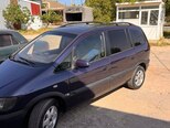 Opel Zafira-4