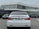 Hyundai Sonata-2