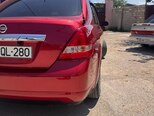 Nissan Tiida-4