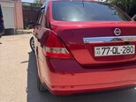 Nissan Tiida-5