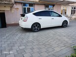 Toyota Prius-3