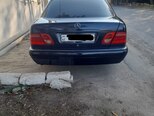 Mercedes E 230-6