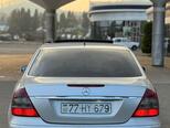 Mercedes E 220-2