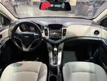 Chevrolet Cruze-12