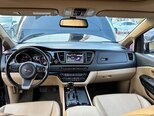 Kia Carnival-12