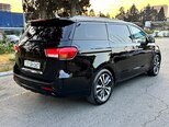 Kia Carnival-13