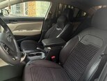 Hyundai Elantra-11