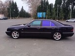 Mercedes E 230-5