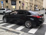 Hyundai Elantra-4