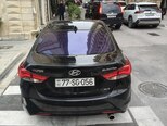 Hyundai Elantra-10
