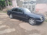 Mercedes E 220-3