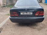Mercedes E 220-4