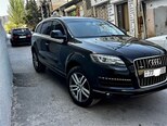 Audi Q7-9