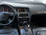 Audi Q7-3