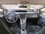 Toyota Prius-11