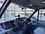 Ford Transit-9