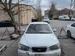 Hyundai Elantra-1