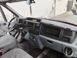 Ford Transit-10