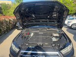 Audi Q7-11