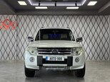 Mitsubishi Pajero-1