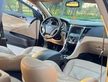Hyundai Sonata-11