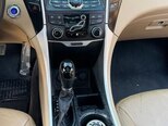 Hyundai Sonata-15