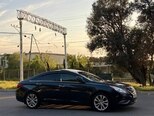 Hyundai Sonata-6