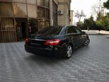 Mercedes E 200-2