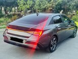 Hyundai Elantra-9
