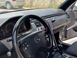 Mercedes E 270-8