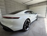 Porsche Taycan-5