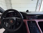 Porsche Taycan-11