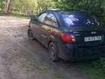 Kia Rio-5