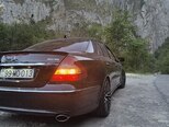 Mercedes E 220-13
