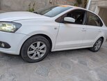 Volkswagen Polo-3