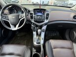 Chevrolet Cruze-12