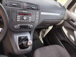 Ford Focus-8