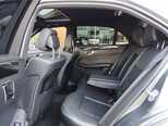 Mercedes E 220-11